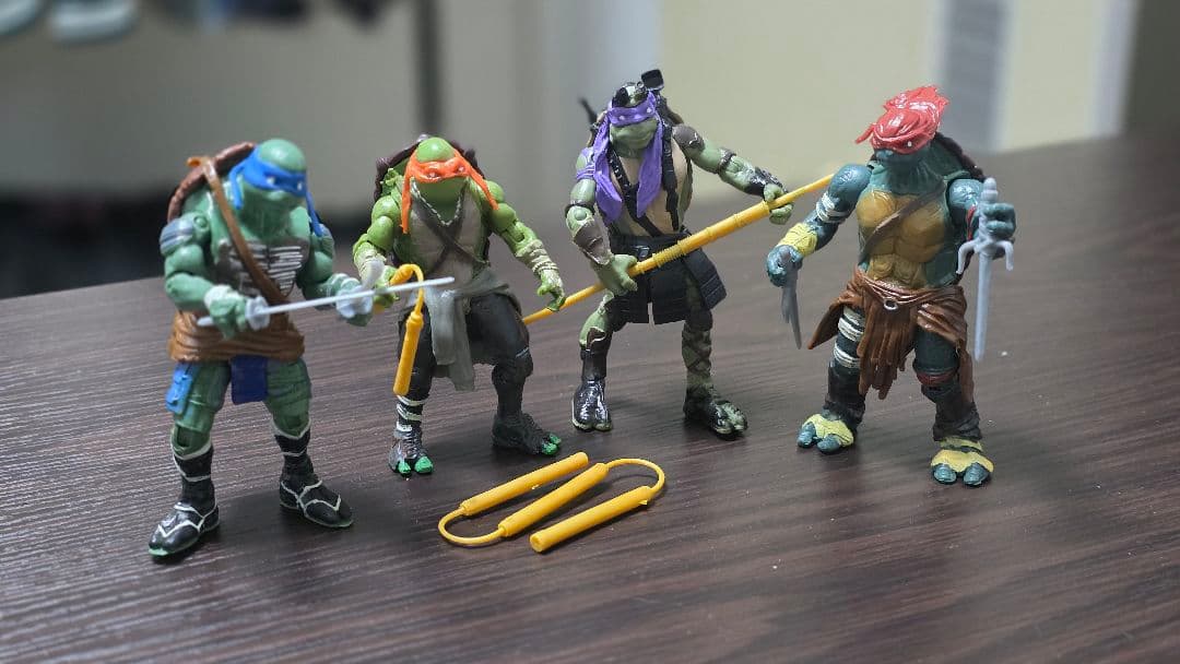 希少 劇場版 ミュータントタートルズ フィギュア