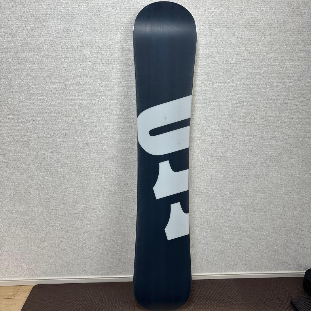 011artistic 150センチ　スノーボード
