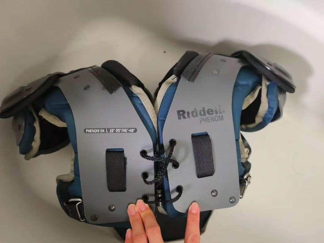 Riddell Phenom アメフト ショルダーパッド 成人用 SKILL