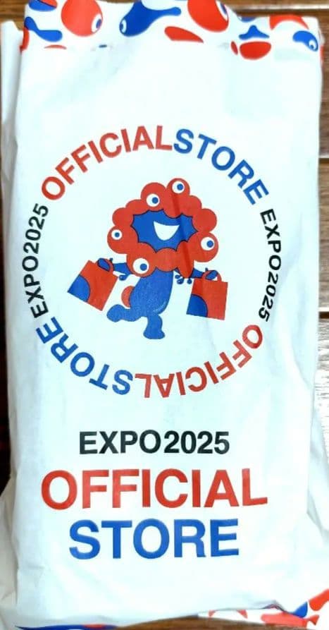 大阪関西万博 ミャクミャク ラブブ ストラップ付 フィギュア【新品】レシート有り