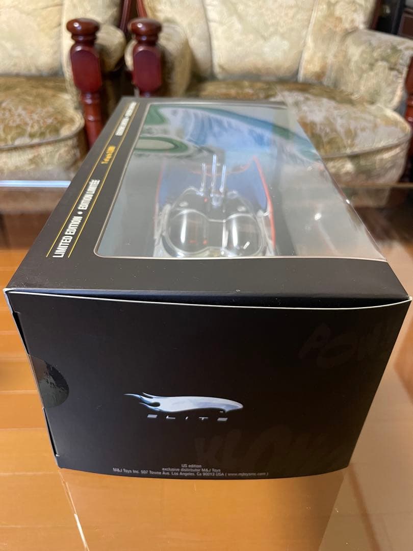 1/18 MATTEL バットモービルTVシリーズ1966 クローム