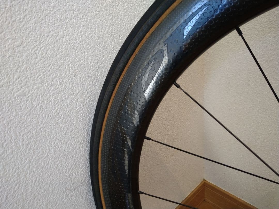 ZIPP 404 firecrest チューブラーホイール　リムブレーキ