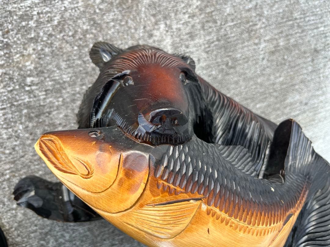 木彫り熊　工芸品　置物　アンティーク　彫刻