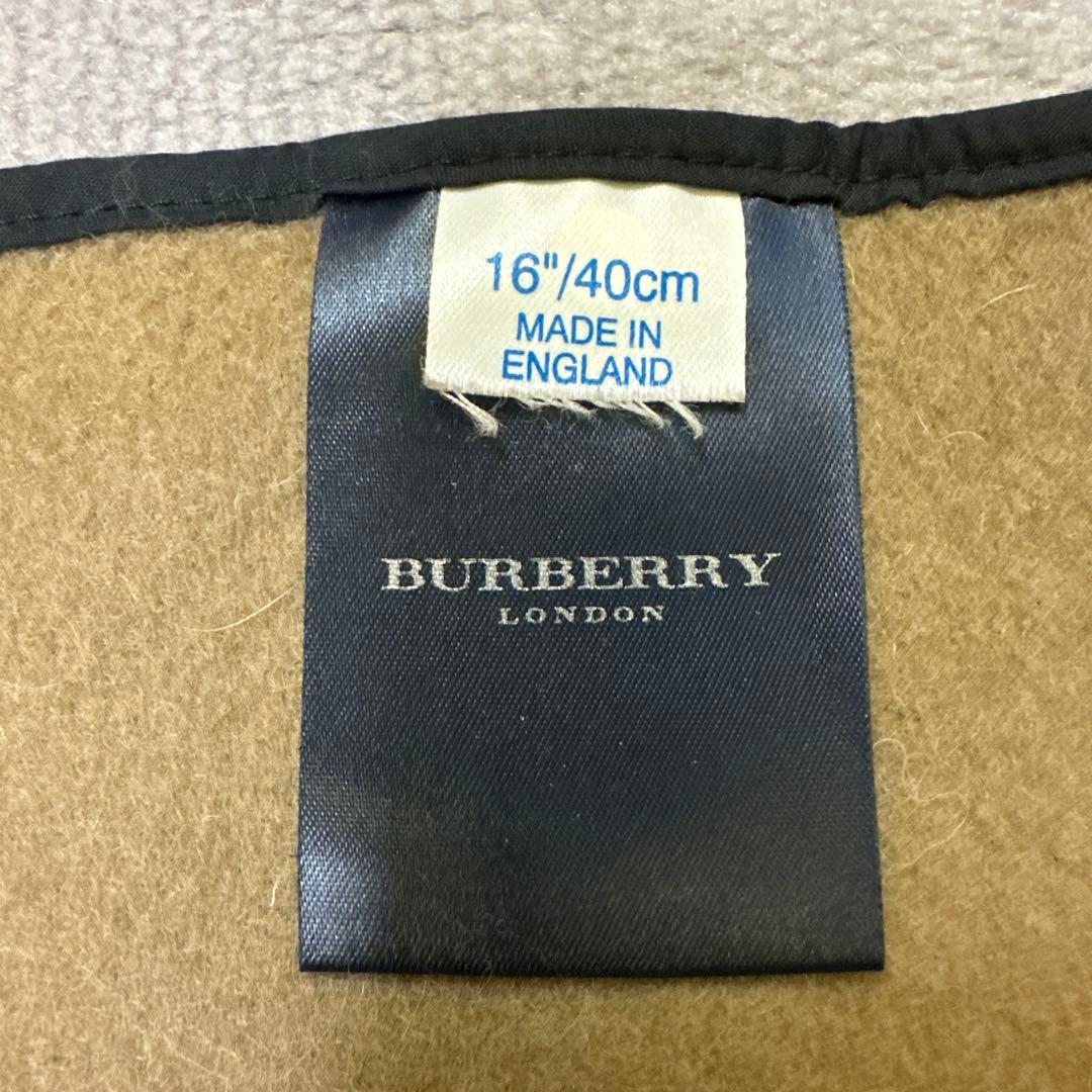 BURBERRY 犬用ケープ