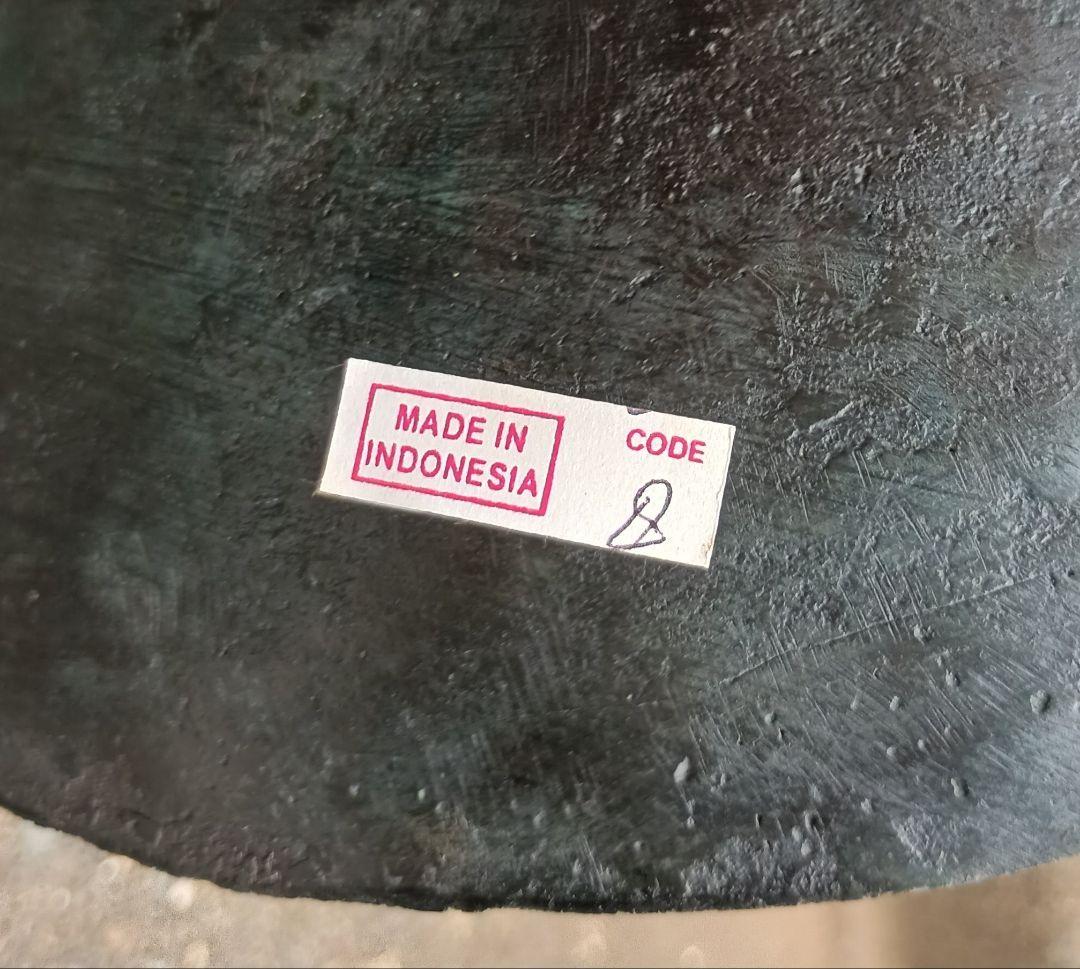 皿持ち猫バリ島　金属製 バリ島皿持ち猫　希少