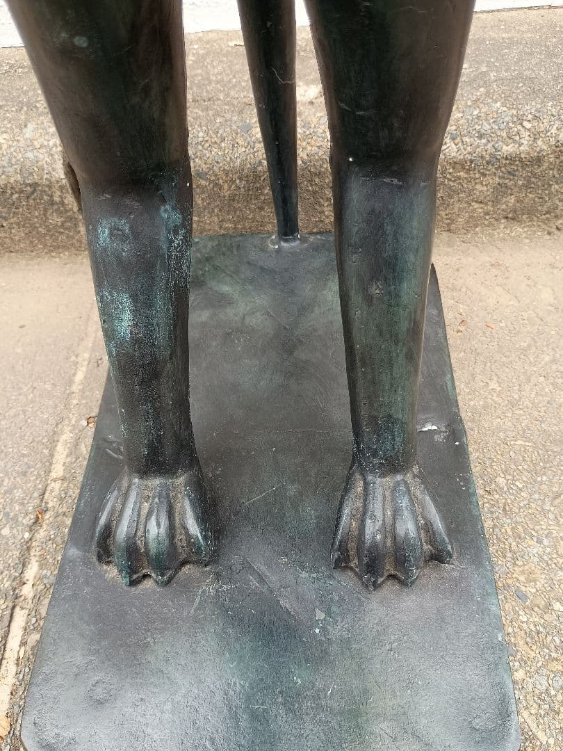 皿持ち猫バリ島　金属製 バリ島皿持ち猫　希少