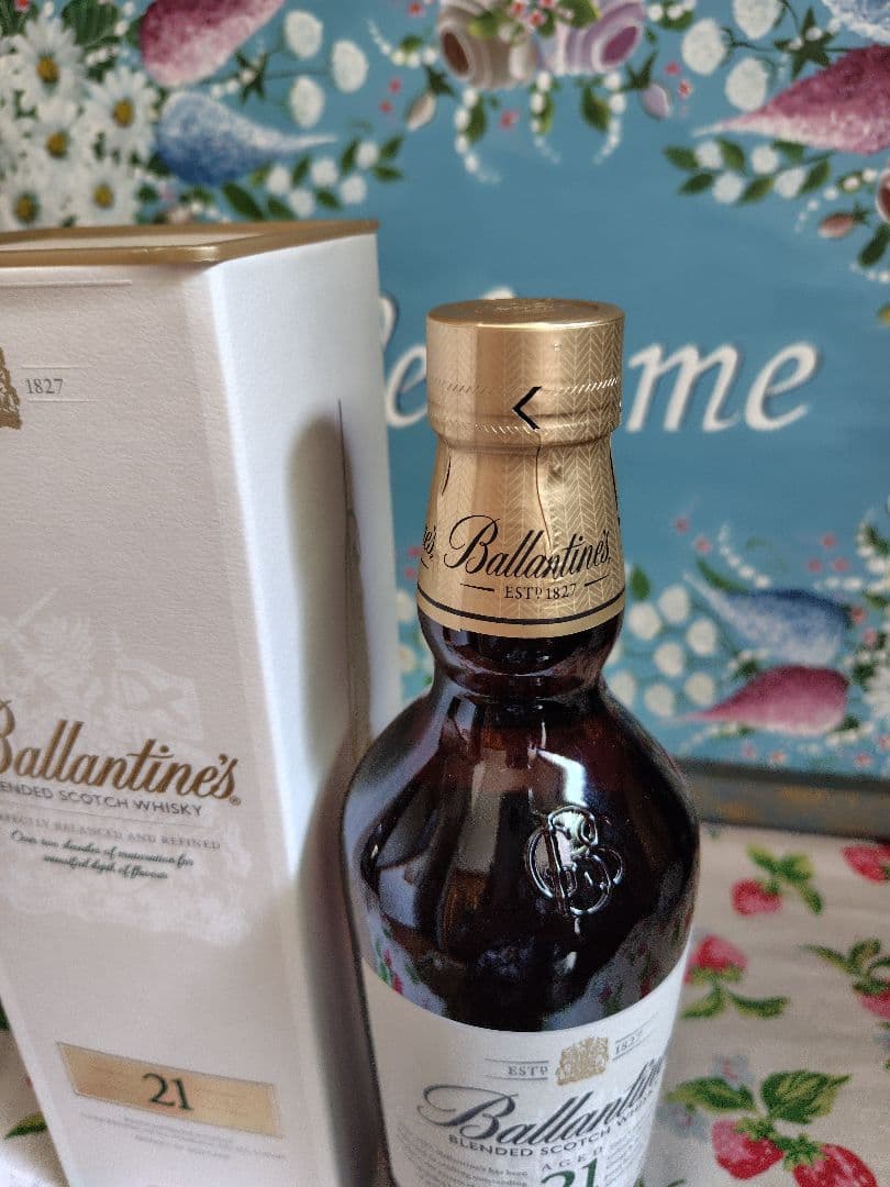 バランタイン　21年 　スコッチ　ウイスキー　正規品 未開封品