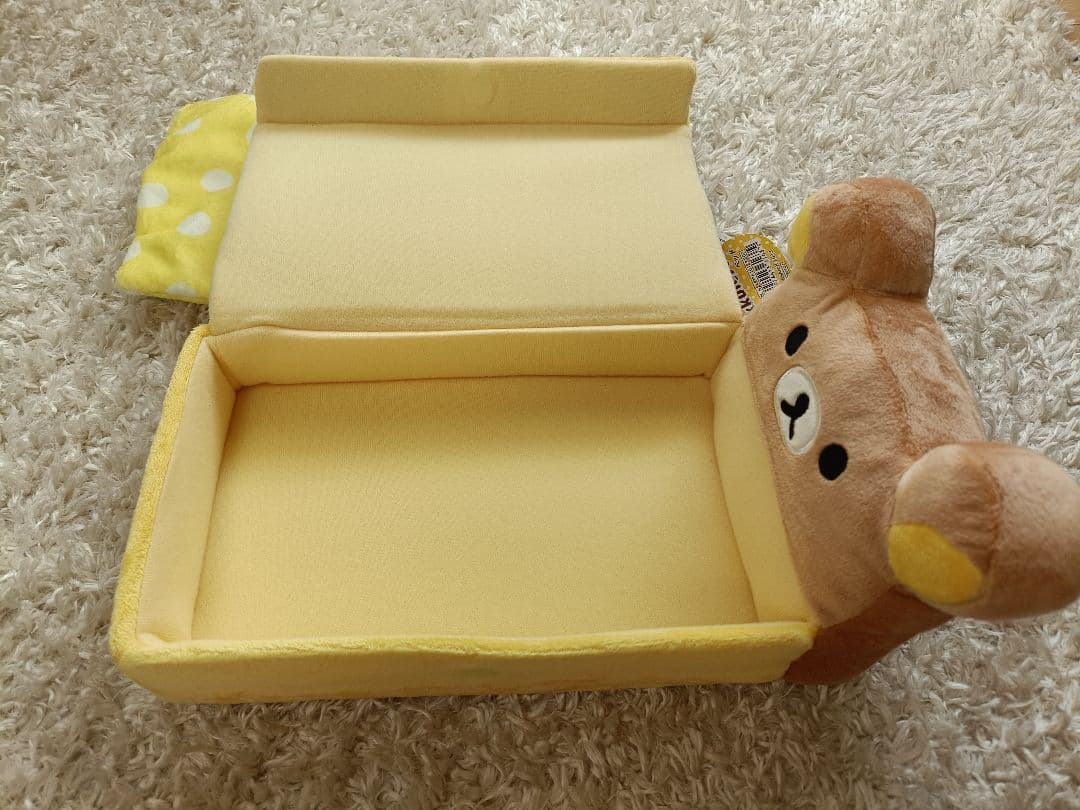 激レア！新品タグ付き　リラックマクローゼットベット 枕＆ブランケット付き