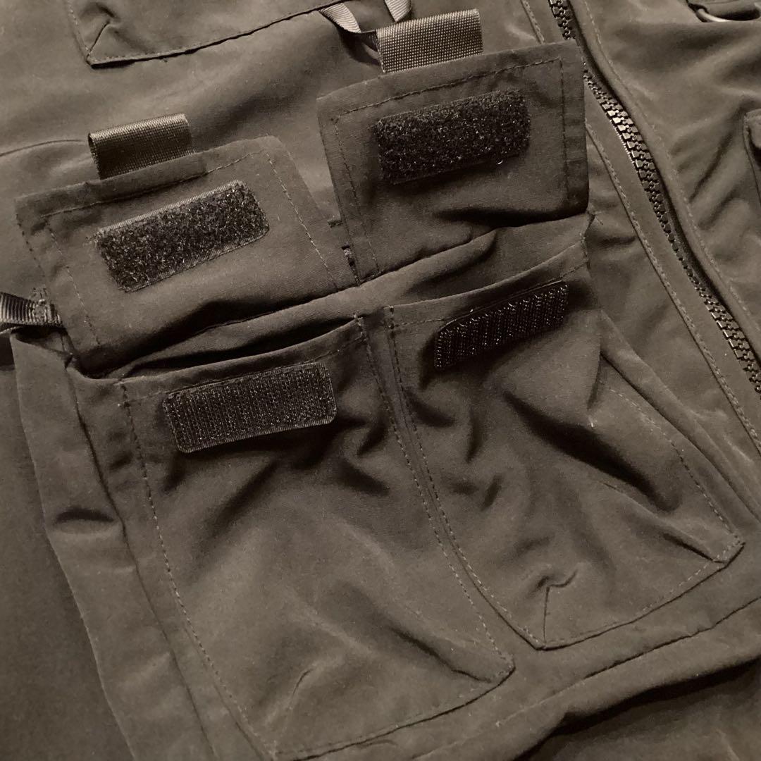 1R39132 Carhartt WIPカーハート フィッシングベスト　L 黒