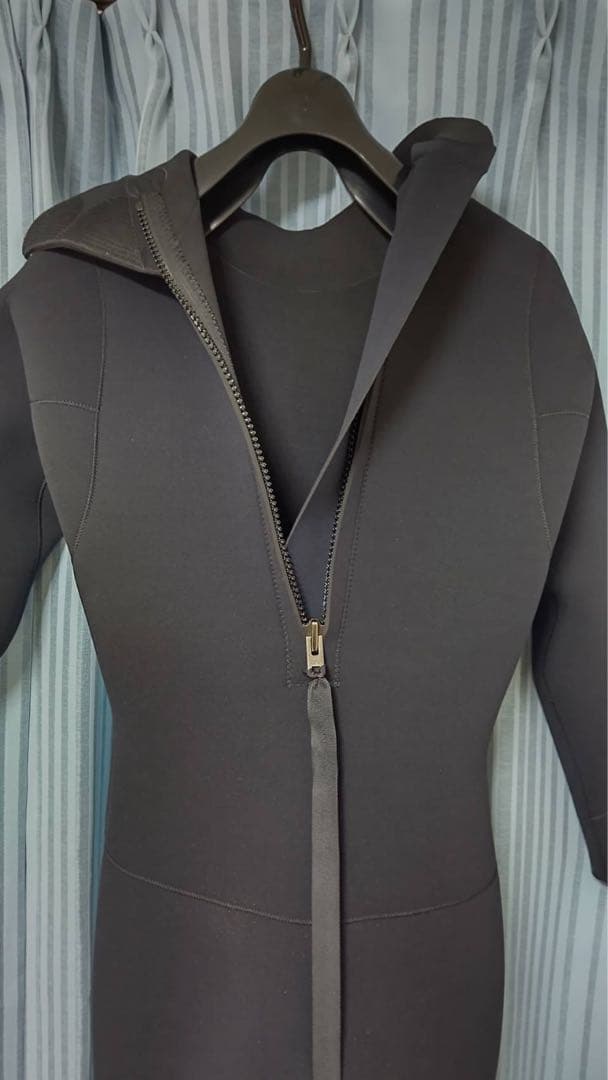 リンゴウェットスーツ（一回のみ使用）