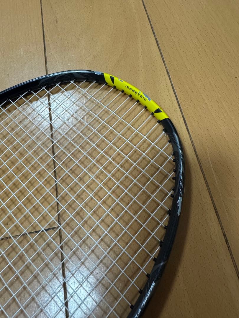 ヨネックスナノフレア1000zz