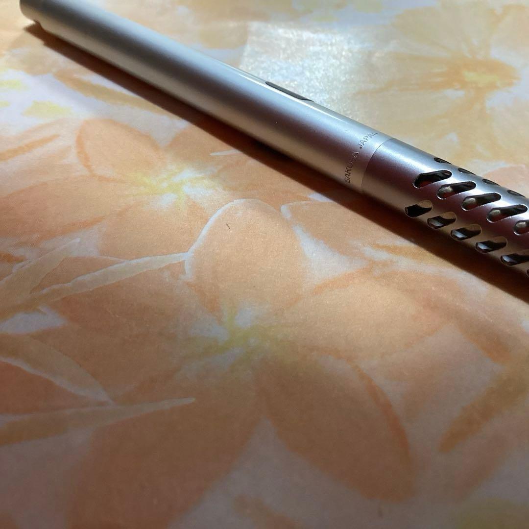 ARCHI 油性ボールペン シルバー　サクラ　廃盤　訳あり　 （アーキ）