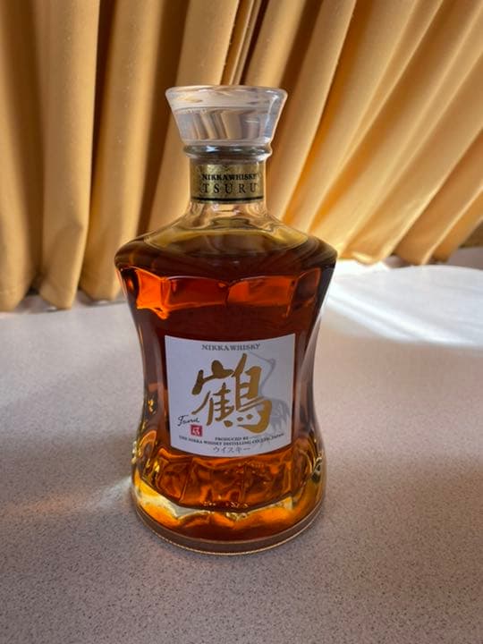 値下げ交渉可　ニッカウィスキー　鶴　[早い者勝ち]