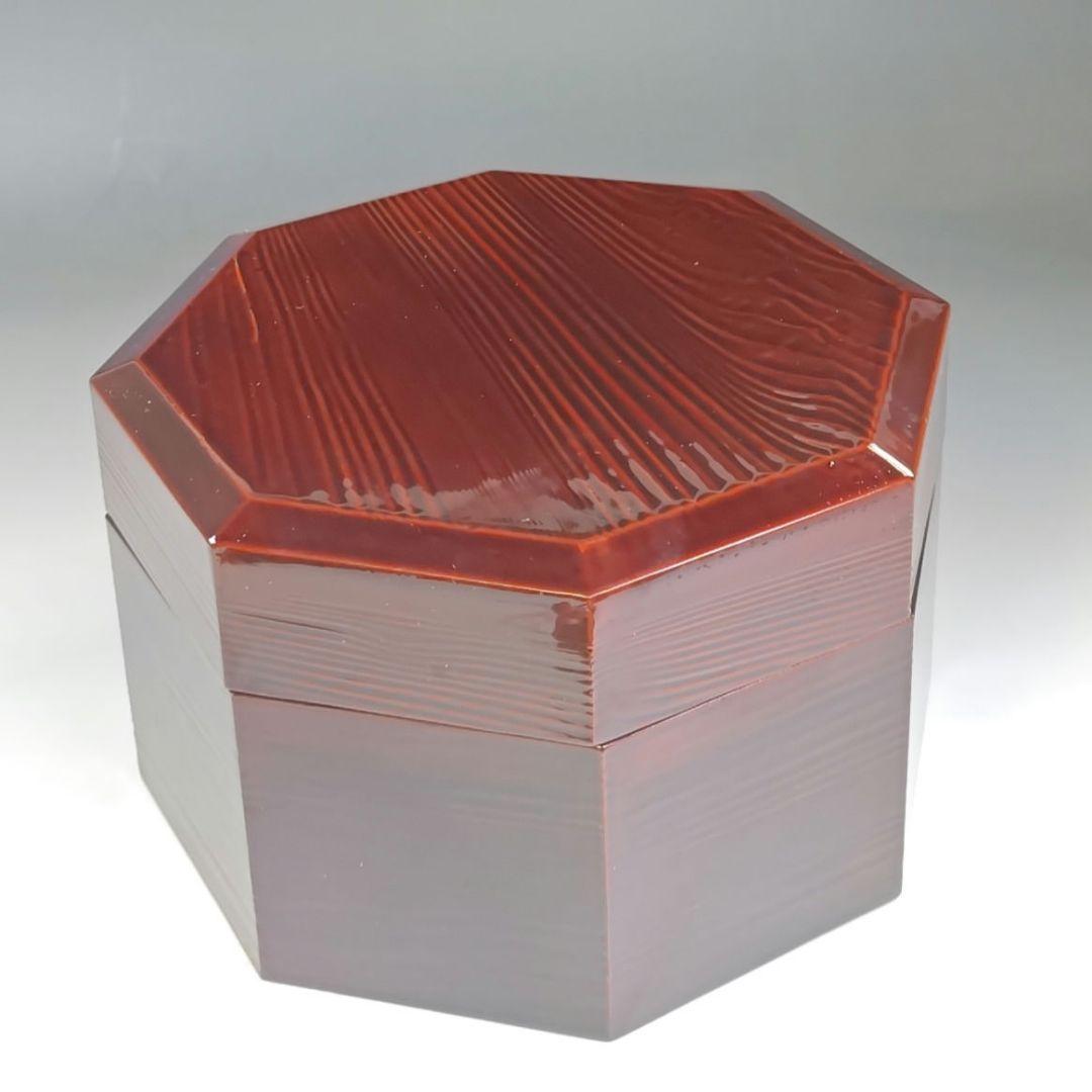 イ853 食籠『葵春作』『溜一閑塗八角　喰篭　共箱』菓子器　茶道具　漆塗