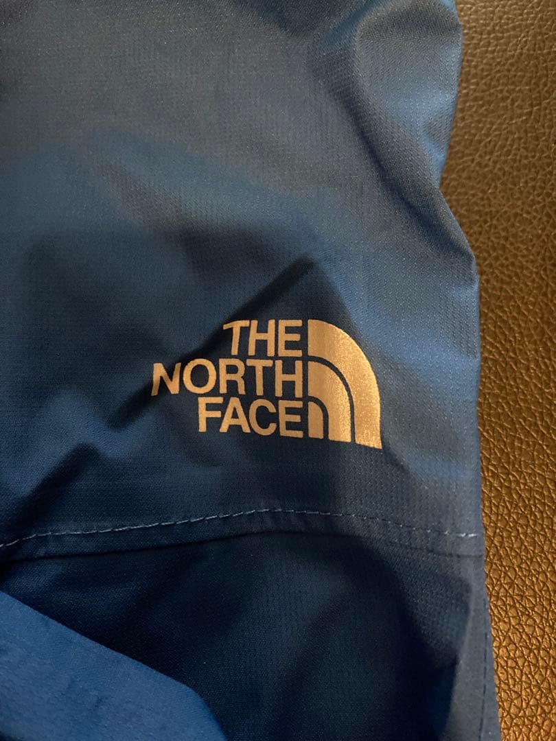【ノースフェイス】スノーパンツ　ボトムス　キッズL スノーボードスキー