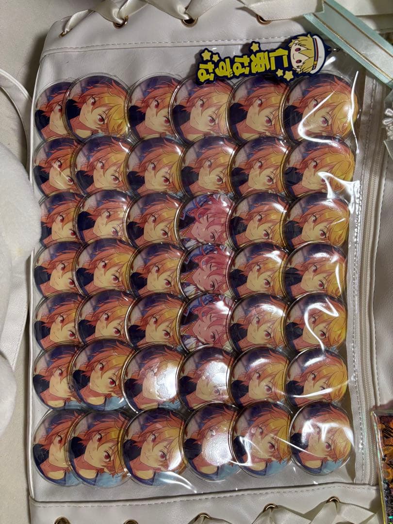 あんスタ 仁兎なずな フィーチャー2 缶バッジ