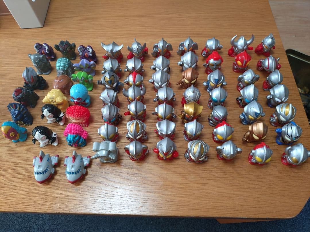 ウルトラマン　指人形　69体