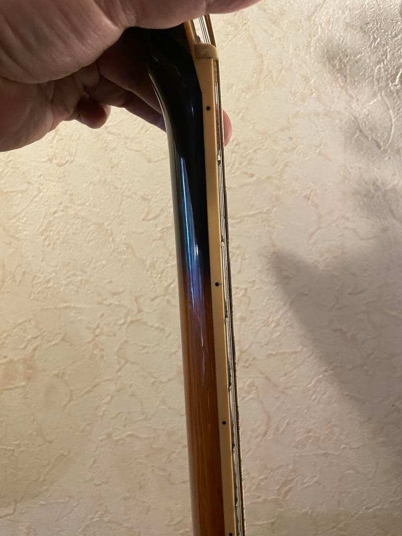 light　　　Ibanez Artcore AF75-BS フルアコ