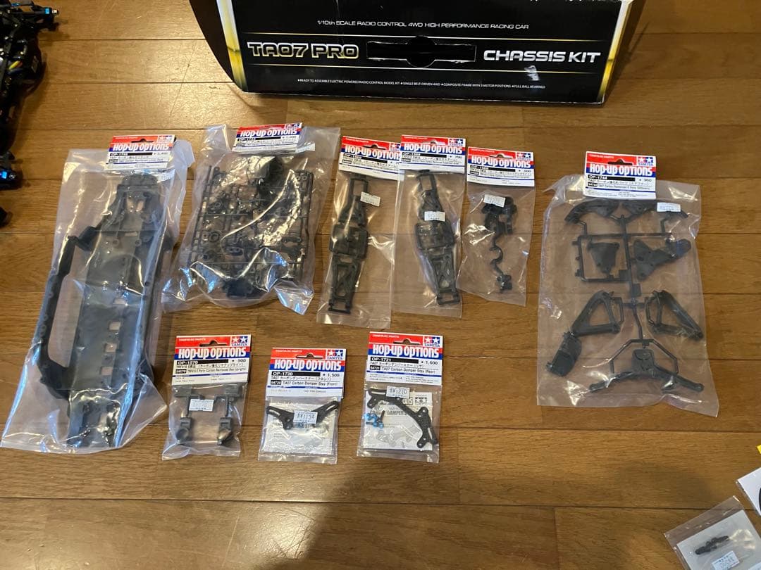 タミヤTA07PRO メカ OPパーツ多数付属