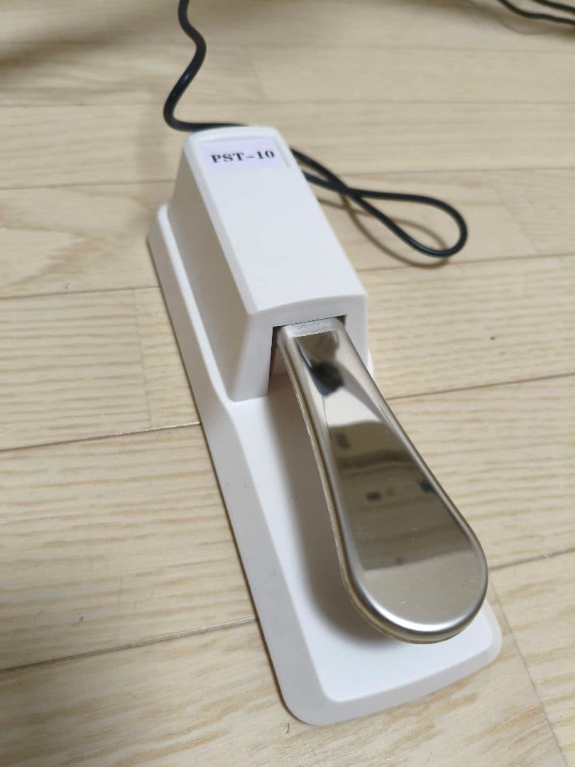 カシオ　電子キーボード　LK-530 2024年製 スタンド　イス付き