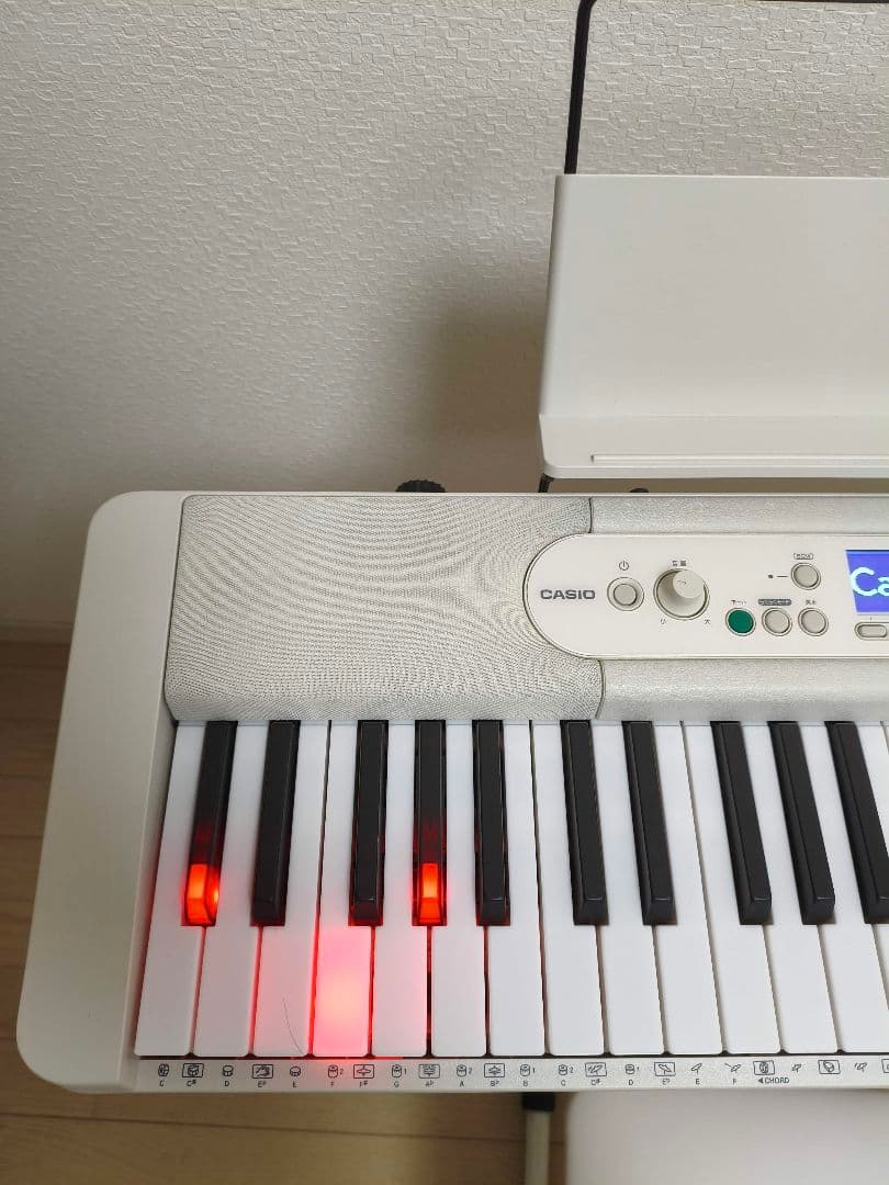 カシオ　電子キーボード　LK-530 2024年製 スタンド　イス付き