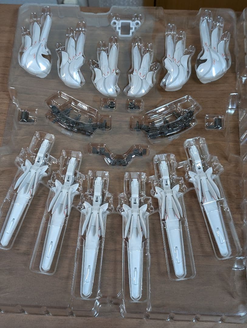 L COMPOSITE ウイングガンダム スノーホワイトプレリュード