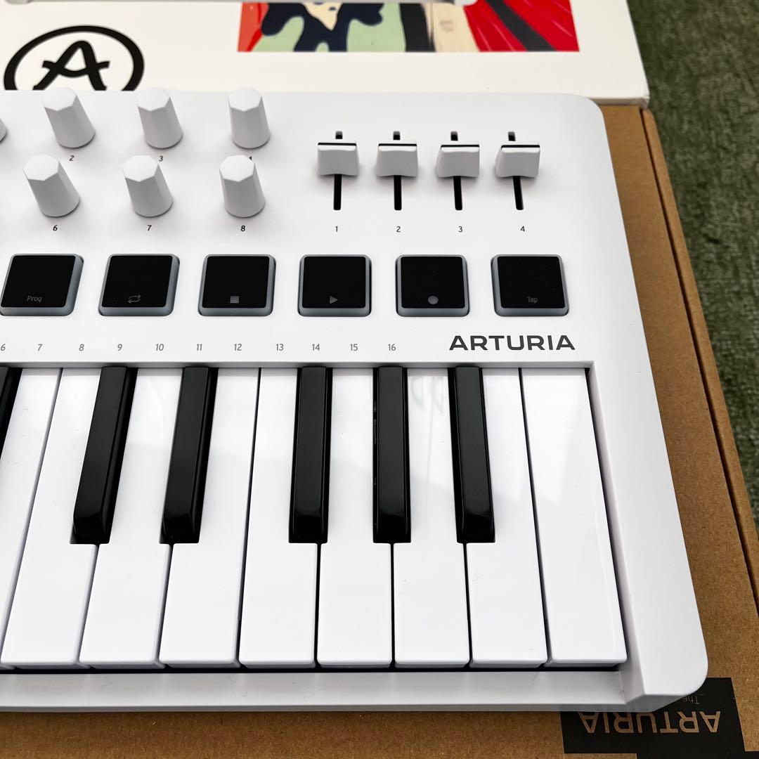 Arturia Minilab 3 MIDI キーボード コントローラー
