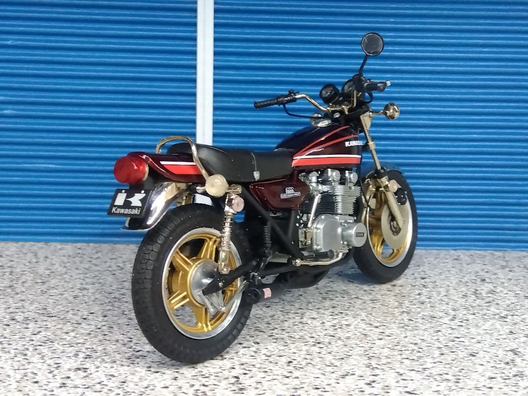 1/18ミニカー マルサン鉄馬プロジェクト カワサキ Z900 Z1 カスタム