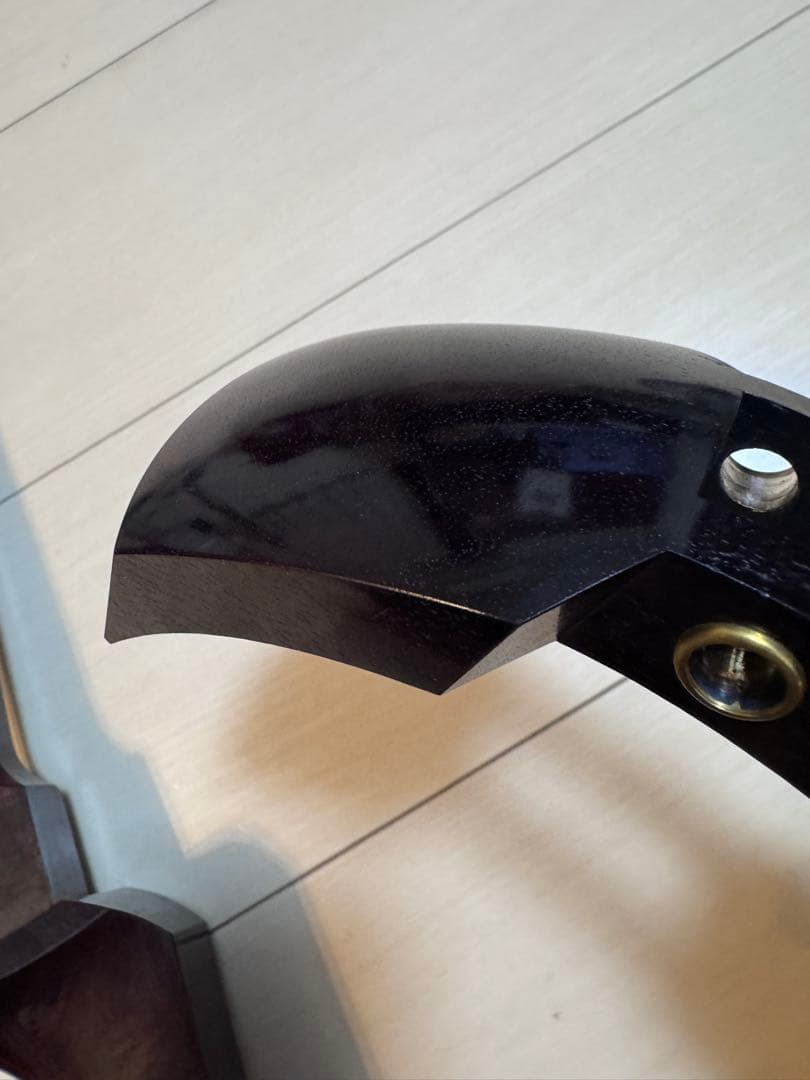 民謡三味線　中棹　紅木　地唄　二本溝　片面皮やぶれあり