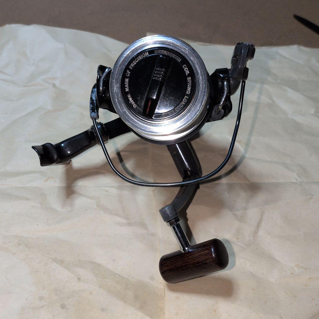 ダイワ　トーナメント　SSー5000 遠投　スピニングリール 替えスプール付き