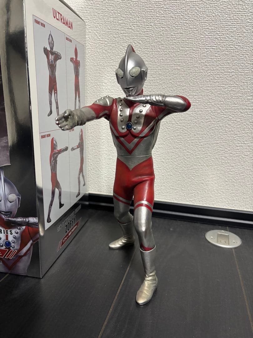 ccpウルトラマン ZOFFY 1/6 フィギュア