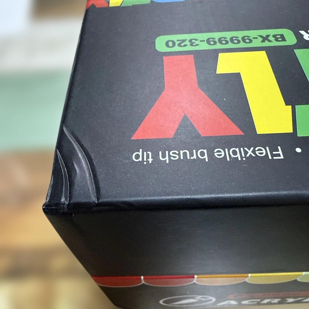 アクリルマーカー 320色