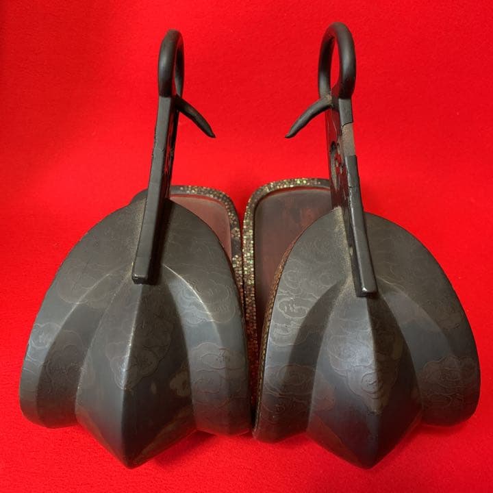 馬具　鎧　馬術　床の間　馬好き　骨董品　博物館　美術館　螺鈿細工　貝細工馬の鞍