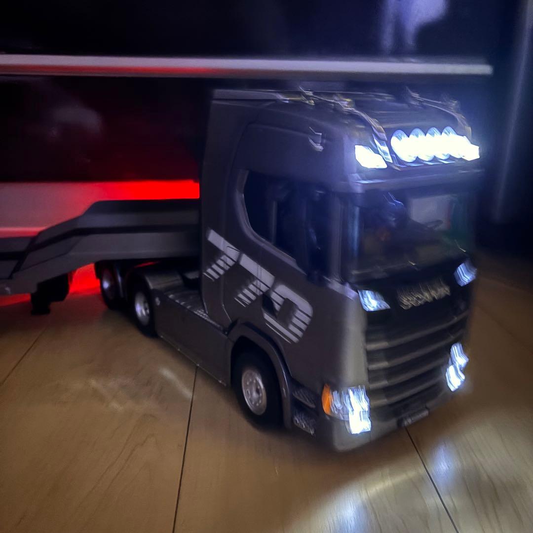 新品 1/18 19chスカニア R770 ラジコン トラック ヘッド台車セット