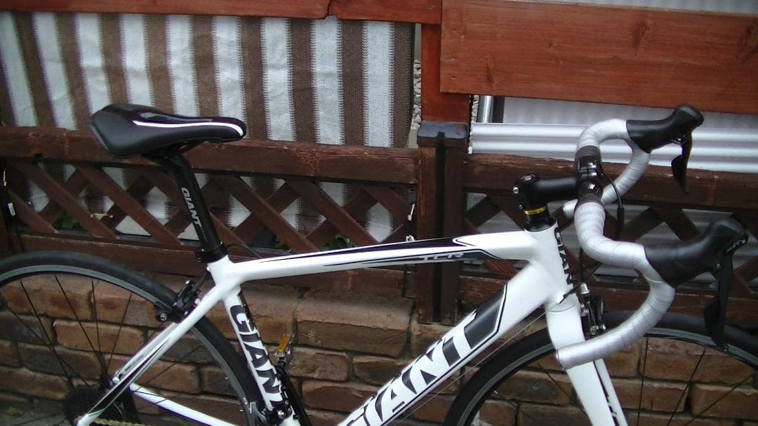 GIANT TCR R3000 2*9速　ロードバイク　美品