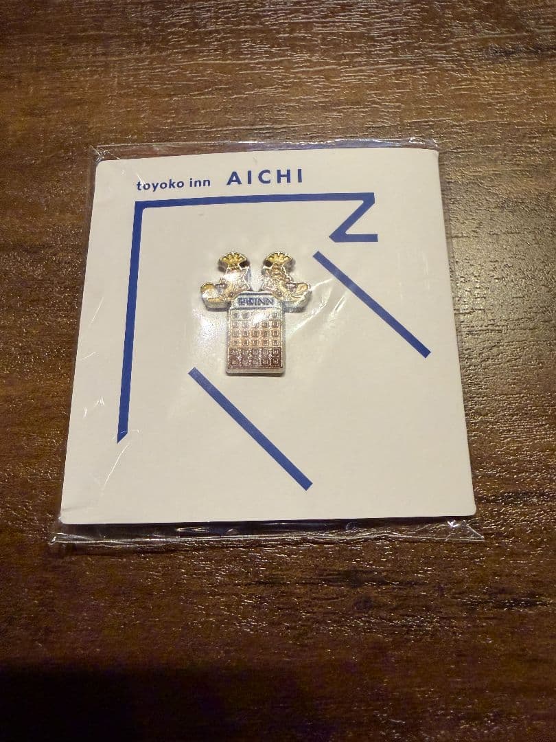 Toyoko Inn ピンバッジセット 海外3種 + 国内1種