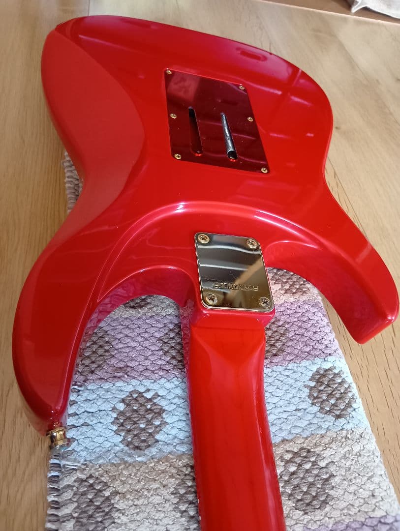 FernandesLA-85KK L'Arc~en~Ciel KENモデル