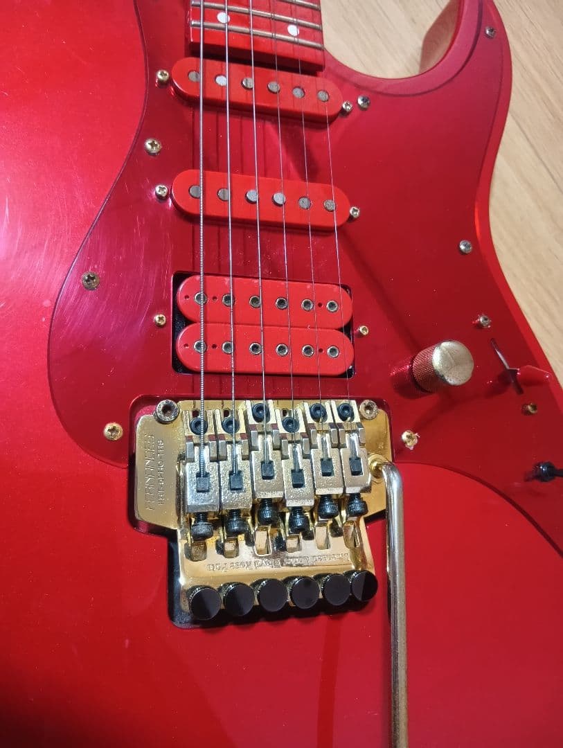 FernandesLA-85KK L'Arc~en~Ciel KENモデル