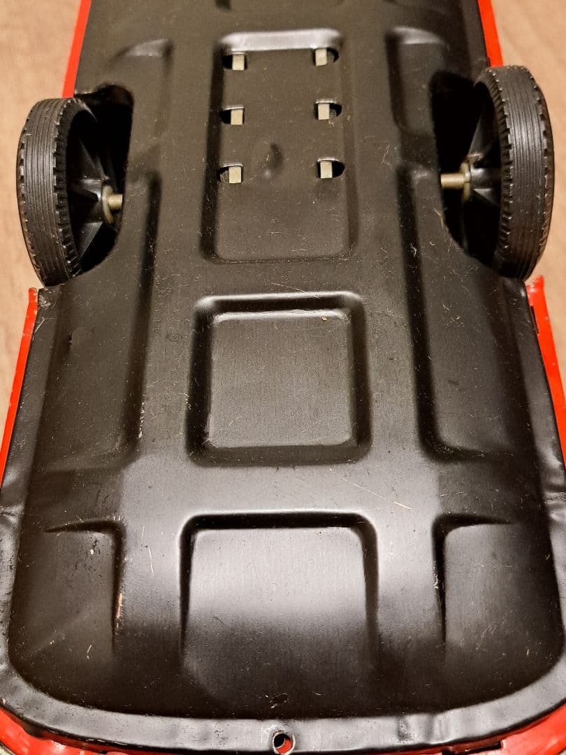 送料無料 ブリキ製イチコー東名急行バス 48cm