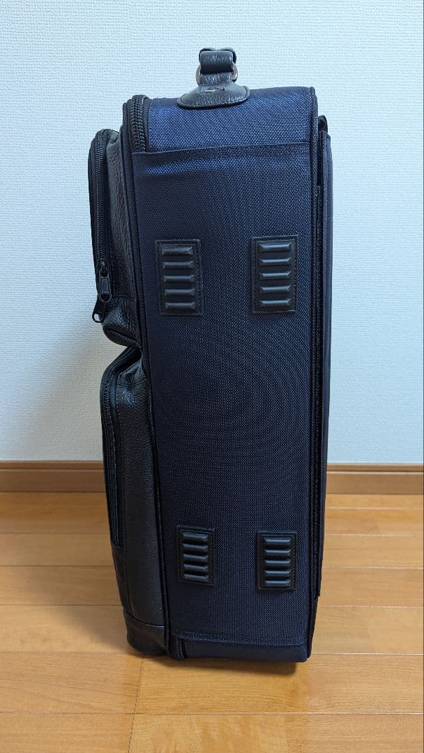 新品未使用 Bach GARD BAGSファイバー製ダブルケース　エリート