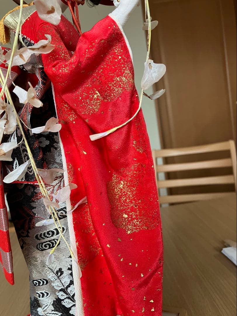 日本人形　藤娘　傘を持つ赤と黒の日本人形　アンティーク　レトロ　ヴィンテージ