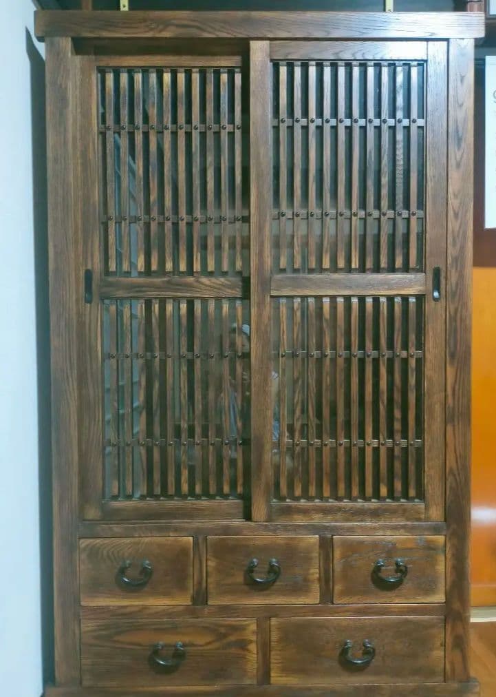 アンティークタモの木製 格子のデザイン 水屋 5引き出し