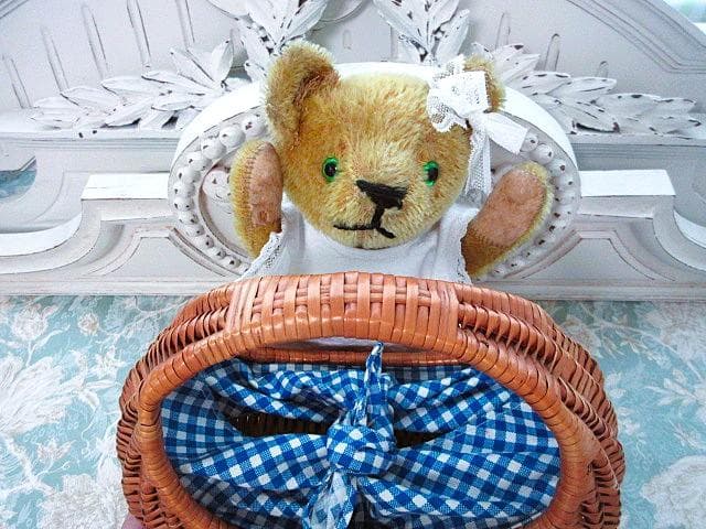 丁寧な造りの秀逸ベアさん■　アンティークベア　テディベア　■お供のパニエ