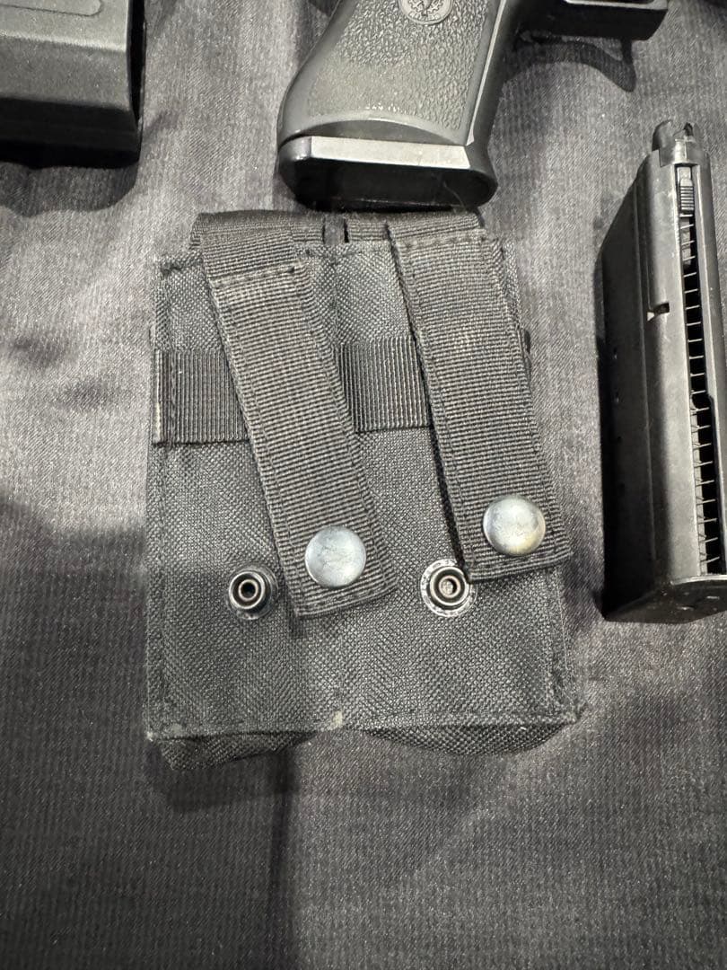 東京マルイ　デザートイーグル.50AE ガスブローバック　予備マガジン付