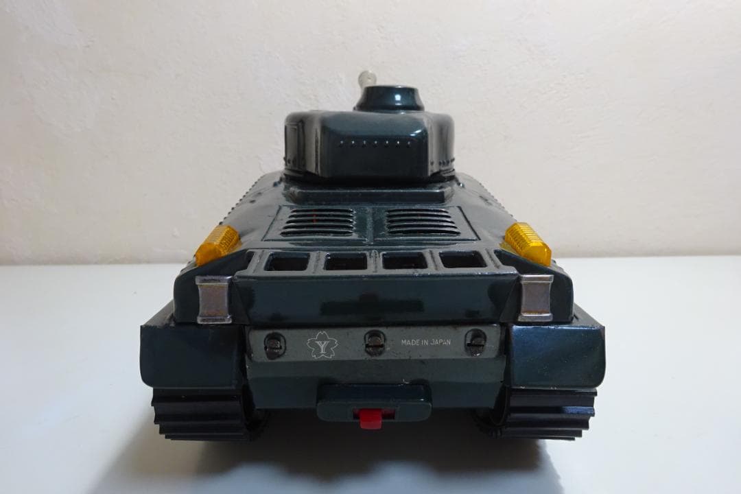 動画あり！！★米澤玩具（ヨネザワ） スピンターンM4シャーマンタンク★