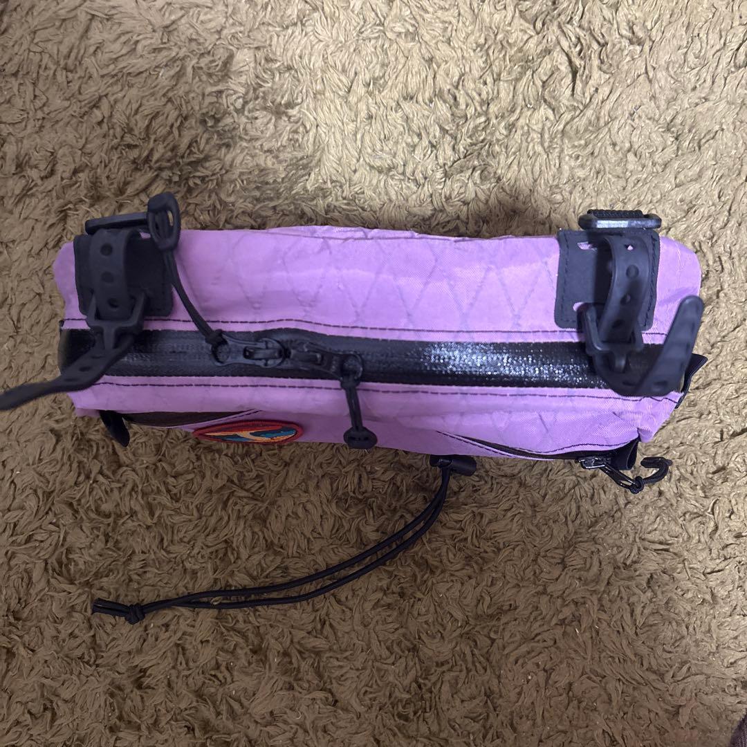 SWIFT INDUSTRIES　KESTREL ハンドルバーバッグ