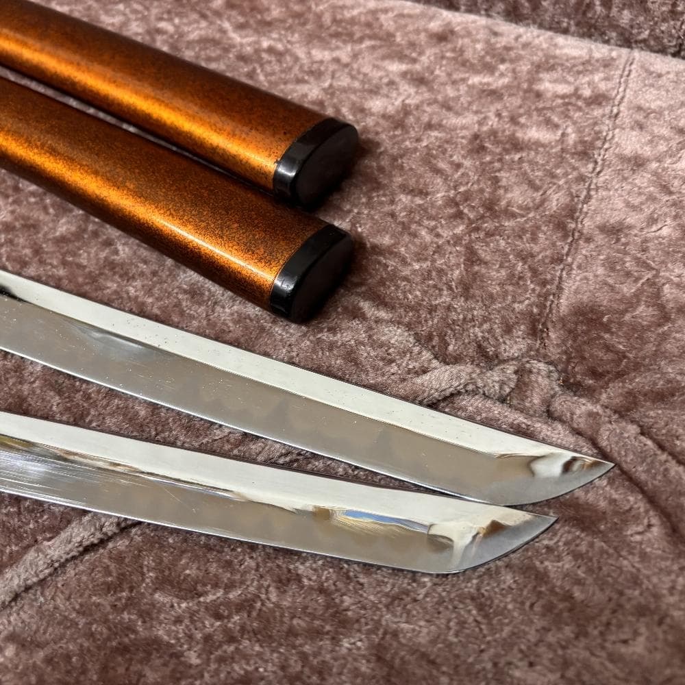 模造刀 模擬刀 レプリカ 大小揃え 互の目尖り刃 鉄鍔 梨地鞘 観賞用