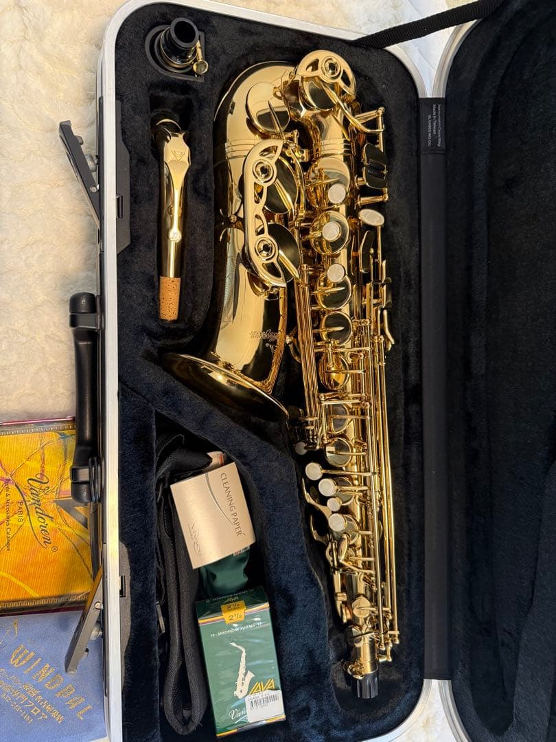 とても美品　アルトサックス アンティグア