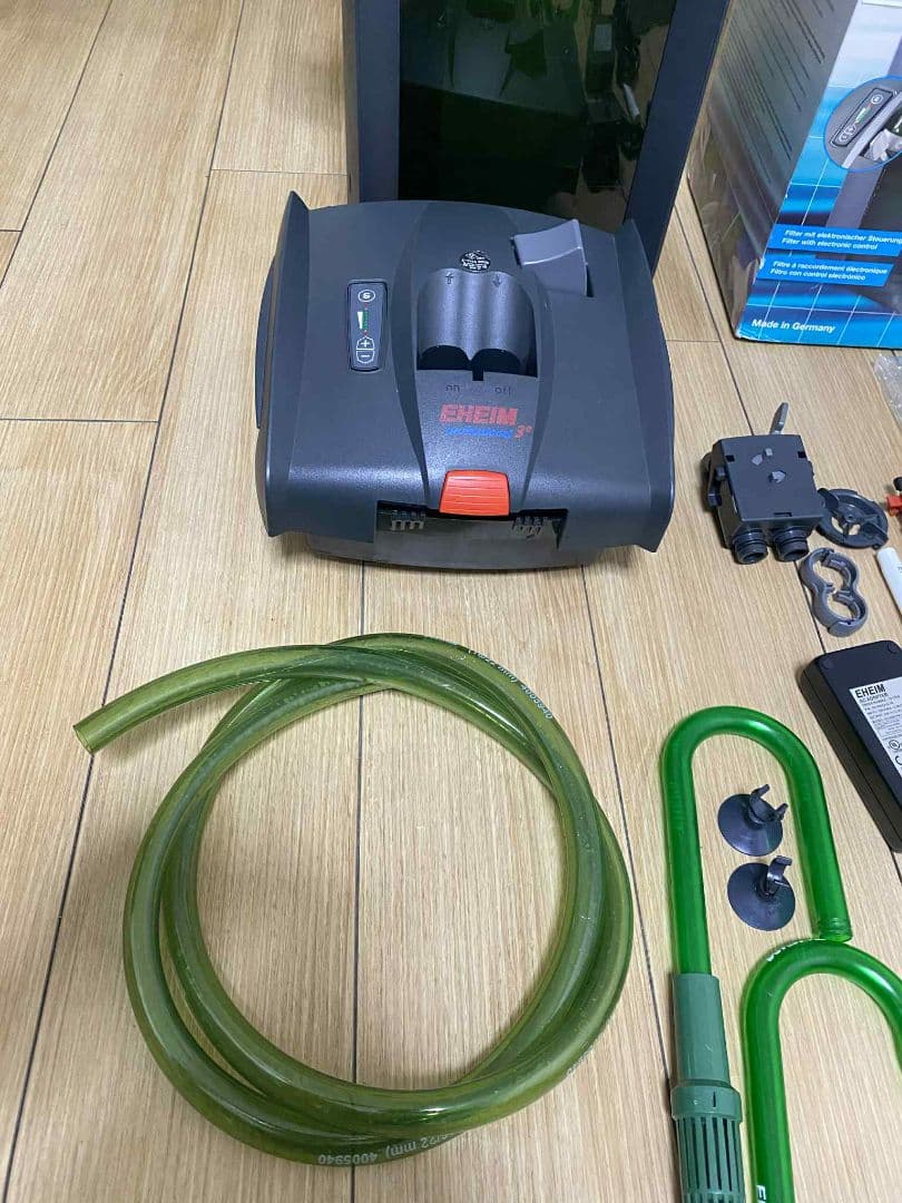 eheim 2076 (50/60hz) 中古