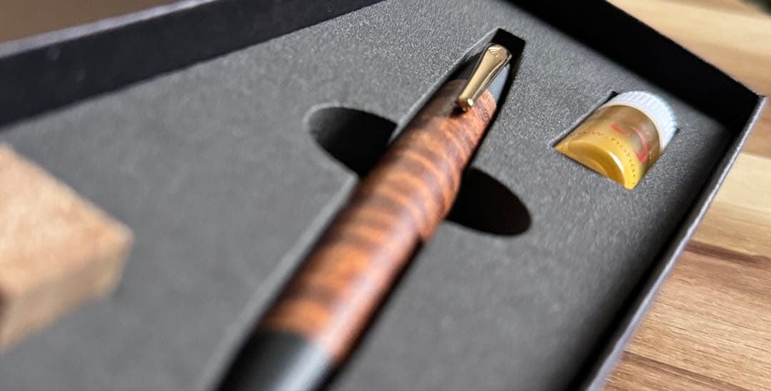 野原工芸　サペリ杢　スリムボールペン